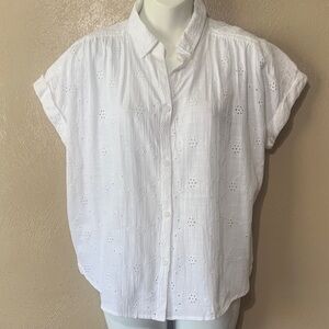 Beach Lunch Lounge size S  White Eyelet Button-Down Blouse NWT
